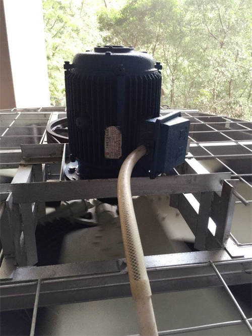 低噪音<a href=http://www.zfbv.cn/tags11_0.html target=_blank class=infotextkey>冷卻塔電機</a>